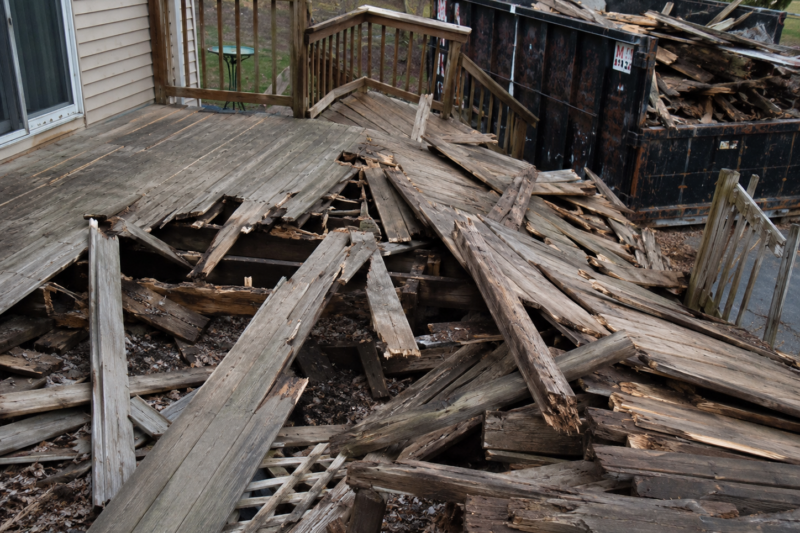 Deck Demo Removal, Waste & Dump Services